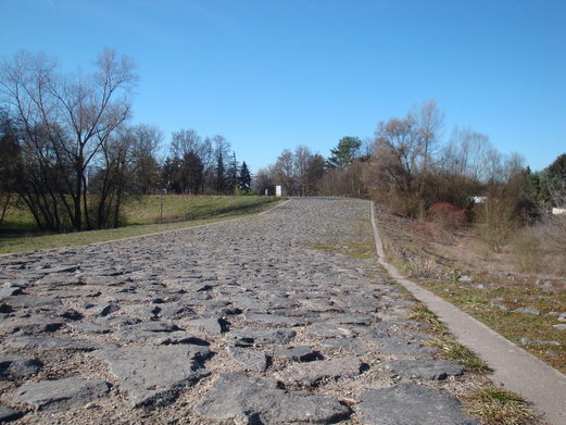 Der Hochwasser-Notüberlauf am Lungenberg