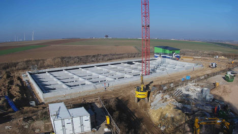 Die Baustelle des neuen Regegenrückhaltebeckens in Ebersheim