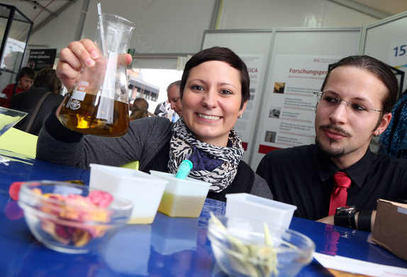 Experimentierfreude auf dem Wissenschaftsmarkt