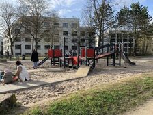 Neues Spielgerät am Hartenbergpark