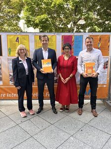 Rednerinnen und Redner der Pressekonferenz zur Interkulturellen Woche