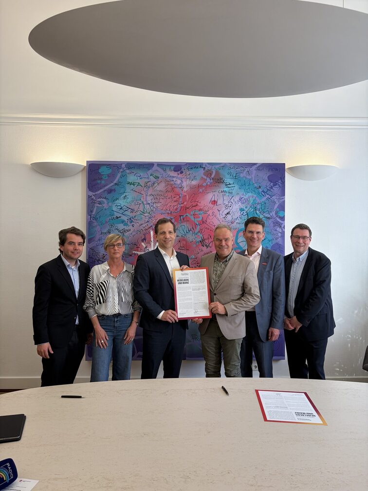 Group photo with Mayor Haase (Mainz) and Mayor Würzner (Heidelberg)