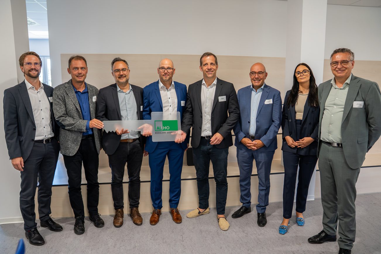 Gruppenbild mit Schlüssel