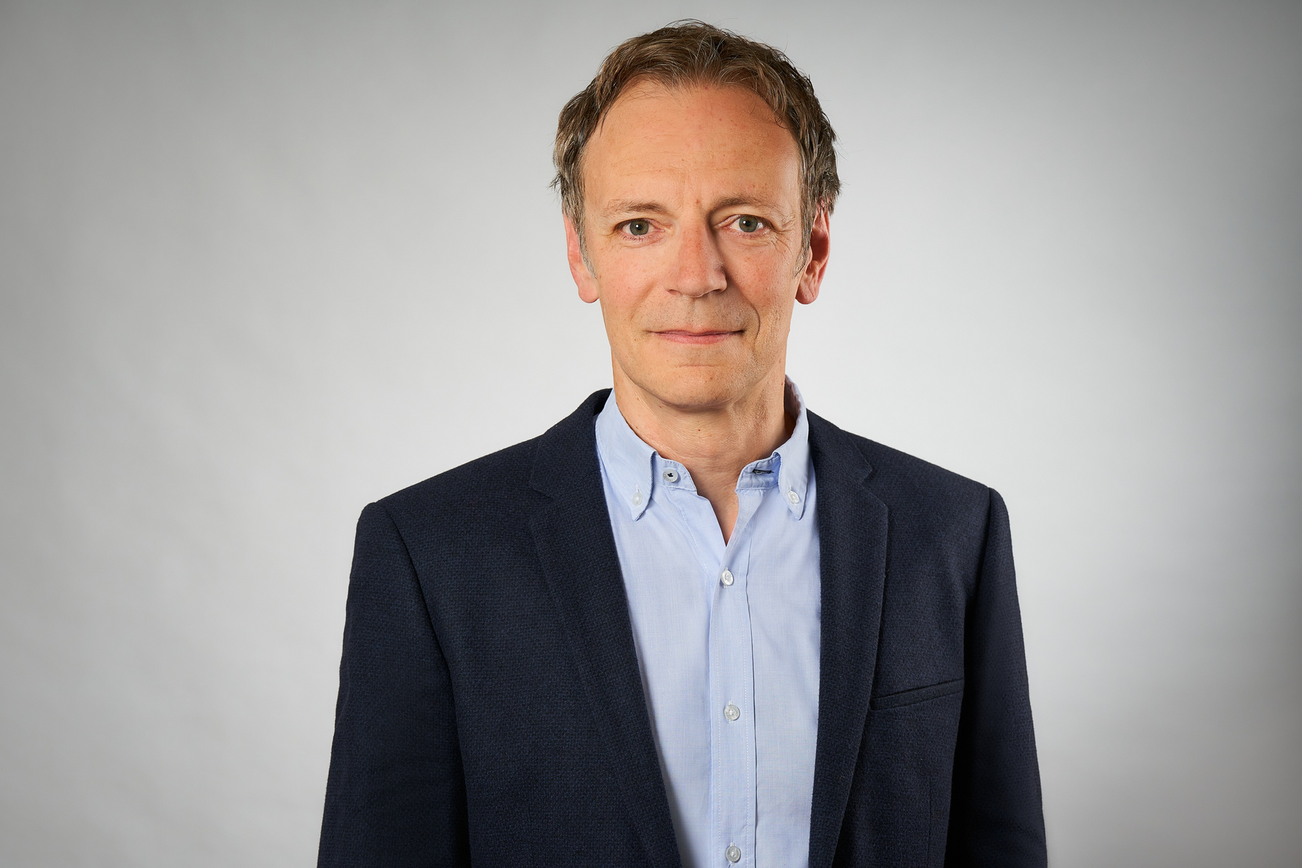 Portrait : Prof. Dr John Carter Wood (2025)