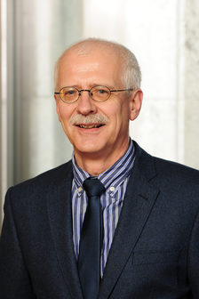 Prof. Dr. Wolfgang Dobras, Archivdirektor
